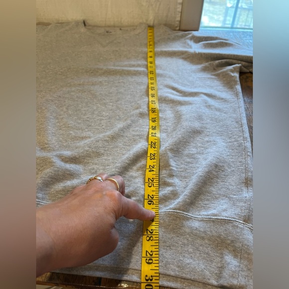 UNIQLO Grey Crewneck Sweatshirt – Size XL - Picture 5 of 8